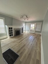 5345 Trask St, Unit Trask St Property in Oakland, CA - Building Photo - Building Photo