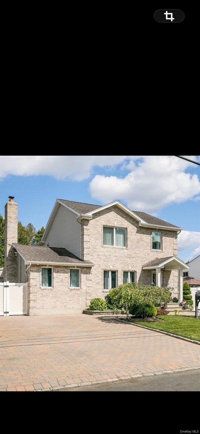 property at 117 Wright Ave