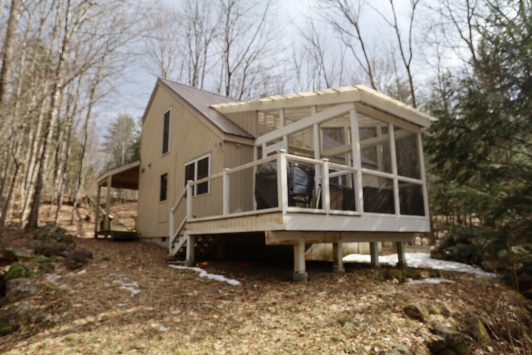 3 Campton Mountain Rd in Campton, NH - Building Photo