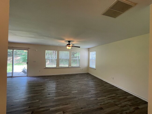 5553 Sable Way in Atlanta, GA - Building Photo - Building Photo