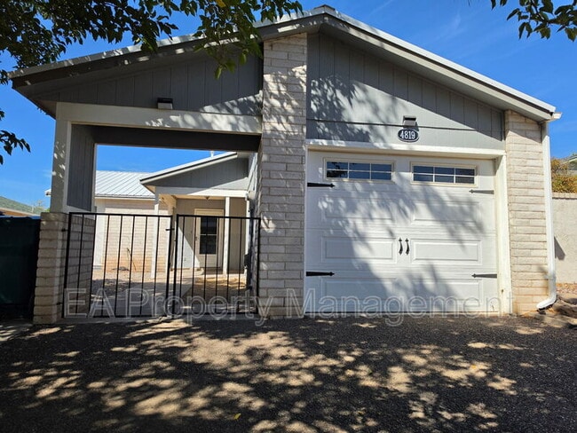 property at 4819 Platinum Loop NE