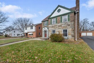 16809 Scottsdale Blvd in Shaker Heights, OH - Building Photo - Building Photo