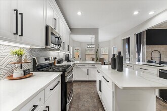 4318 Raintree Ct in Pasadena, TX - Building Photo - Building Photo