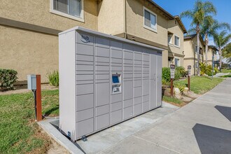 Wintergreen in San Diego, CA - Foto de edificio - Building Photo