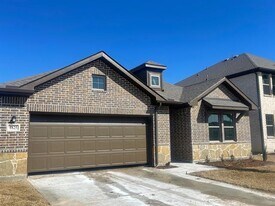 1825 Plymouth Dr in Princeton, TX - Building Photo