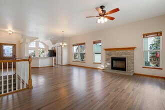Spacious 5-Bedroom Broadmoor Glen Rancher in Colorado Springs, CO - Building Photo - Building Photo
