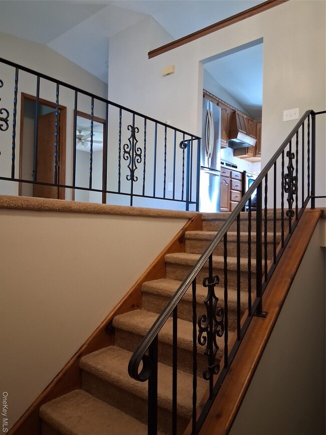 15 Ugo Dr in Newburgh, NY - Building Photo - Building Photo
