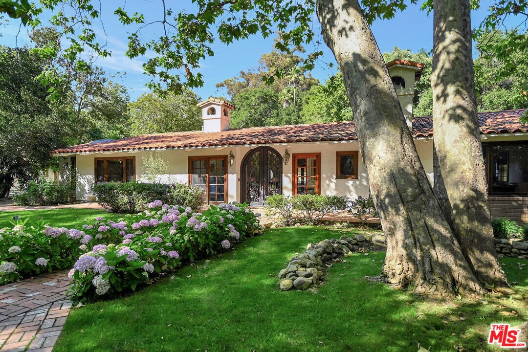 6138 Ramirez Canyon Rd in Malibu, CA - Building Photo