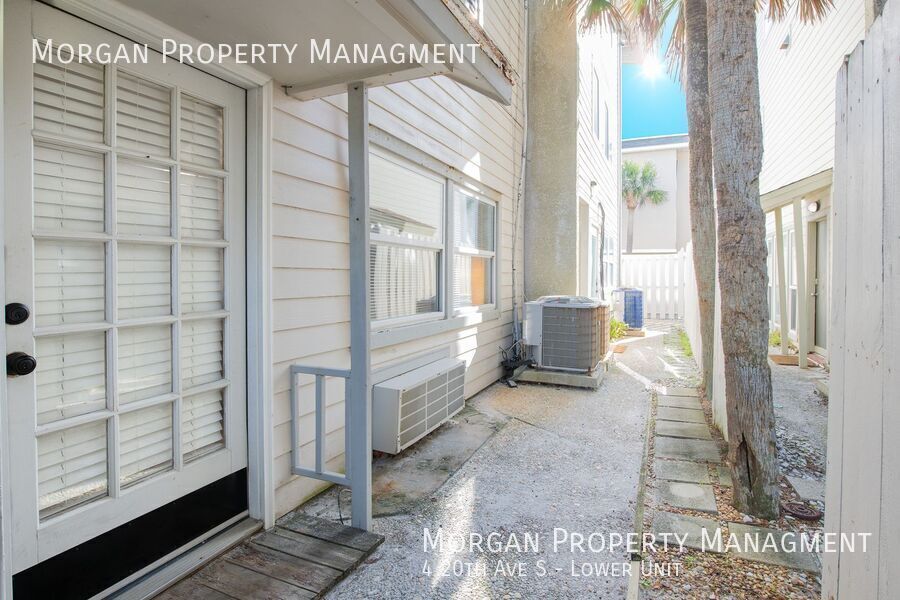 4 20th Ave S in Jacksonville Beach, FL - Building Photo