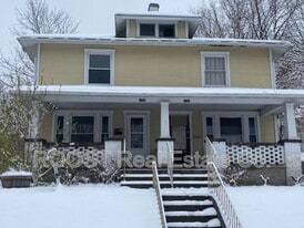 1725-1727-1727 W High St in Springfield, OH - Building Photo