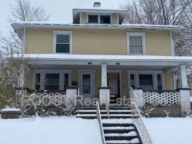 1725-1727-1727 W High St