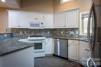 14623 Waterside Dr in Charlotte, NC - Building Photo - Building Photo