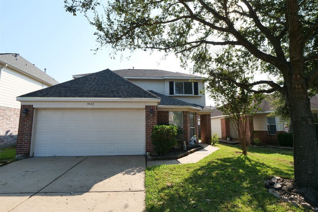 5042 Oak Stand Ct in Katy, TX - Building Photo