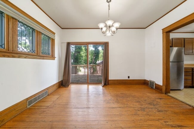 513 W 22nd St in Cedar Falls, IA - Building Photo - Building Photo