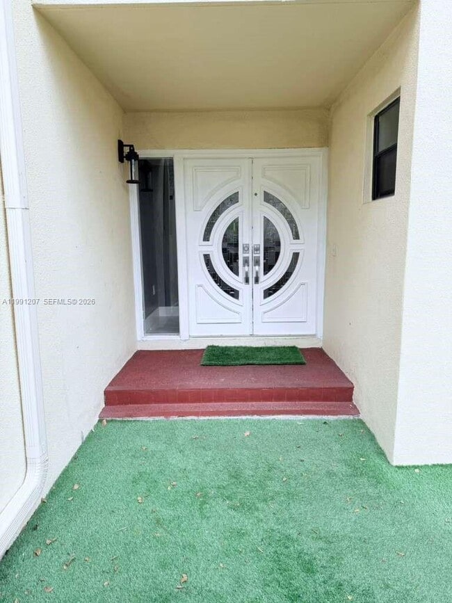 8517 NW 9th Pl in Plantation, FL - Building Photo - Building Photo