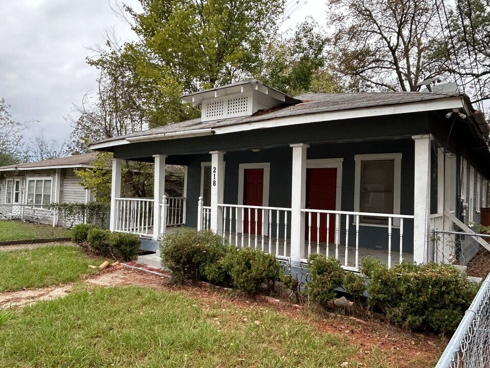 218 W 68th St in Shreveport, LA - Building Photo