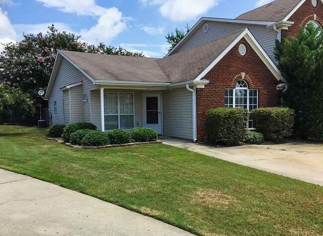property at 3006 Ashley Cir