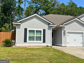 114 Gary Cir in St. Marys, GA - Building Photo