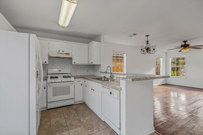 property at 2106 Nettleton St