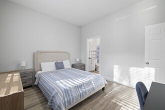 1917 Lorna Ave in Lehigh Acres, FL - Building Photo - Building Photo