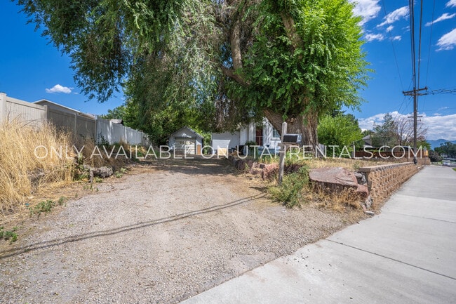 1815 Sandhill Rd in Orem, UT - Building Photo - Building Photo