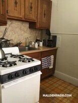 349 Pleasant St in Malden, MA - Building Photo