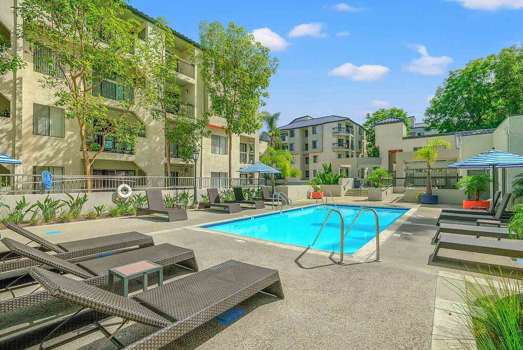 Marbrisa in Long Beach, CA - Foto de edificio