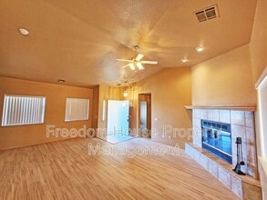 3280 E Winery Rd in Pahrump, NV - Building Photo - Building Photo