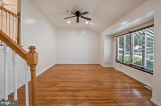 14 Landon Dr in Bordentown, NJ - Building Photo - Building Photo