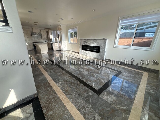 2017 S Centinela Ave in Santa Monica, CA - Building Photo - Building Photo