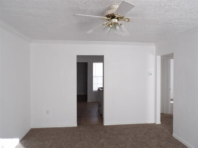 2828 Mobley in Lawton, OK - Building Photo - Building Photo