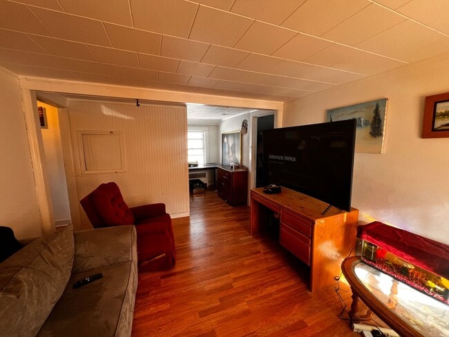 9 Elsmere Ave in Delmar, NY - Building Photo - Building Photo