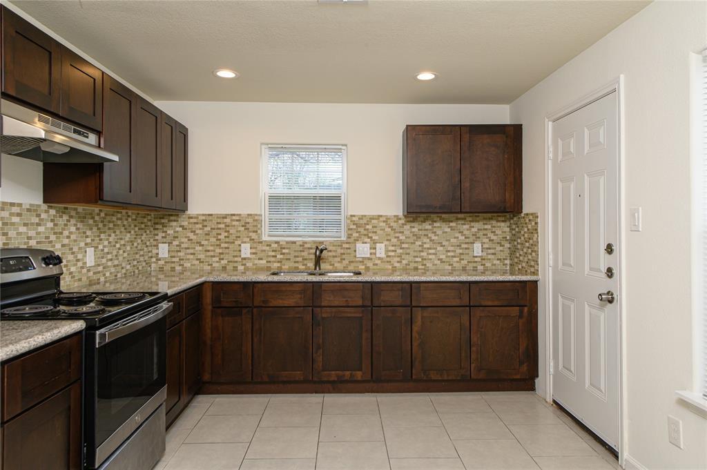 3405 Simmons St in Houston, TX - Building Photo