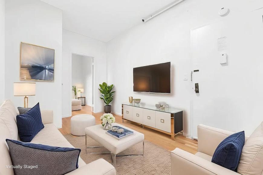 243 W 63rd St in New York, NY - Building Photo