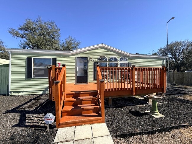 property at 27406 Bay Ave