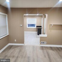 7528 Rabon Ave in Dundalk, MD - Building Photo