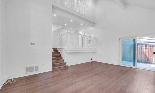 2438 Brittany Woods Ln in Costa Mesa, CA - Building Photo - Building Photo