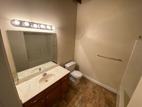 235 N Market Ave in Springfield, MO - Building Photo - Building Photo