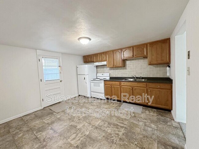 2 Arwin Dr in Hummelstown, PA - Building Photo - Building Photo