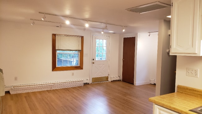 15 1/2 Janet St in Kingston, NY - Building Photo - Building Photo