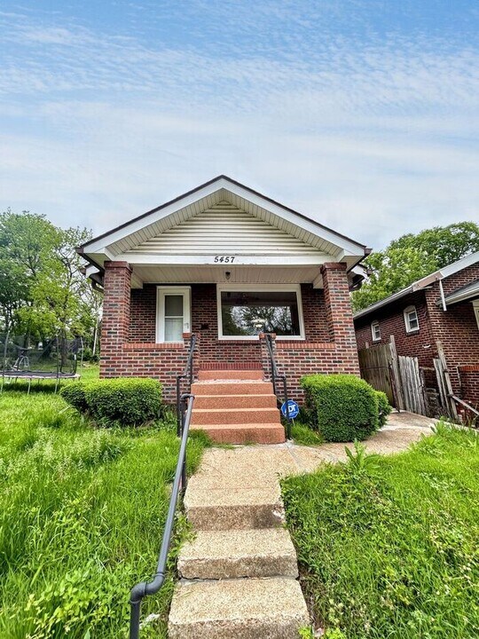 5457 Beacon Ave in St. Louis, MO - Building Photo