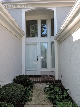 9513 W 122nd Ter in Overland Park, KS - Building Photo - Building Photo