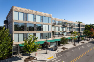 1100 Central Ave in Wilmette, IL - Building Photo - Primary Photo