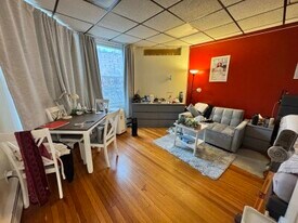 877 Beacon St, Unit 10 in Boston, MA - Building Photo