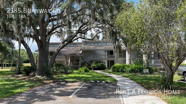 2385 Burnway Rd in Haines City, FL - Building Photo - Building Photo