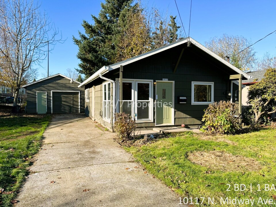 10117 N Midway Ave in Portland, OR - Building Photo