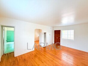 637 Rose Ave in Los Angeles, CA - Building Photo - Building Photo