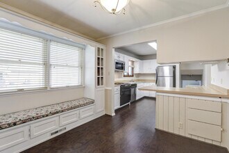 1809 Stratford Dr in Champaign, IL - Building Photo - Building Photo