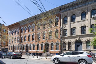 1241 Willoughby Ave in Brooklyn, NY - Building Photo - Building Photo