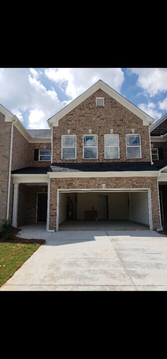 263 COOLWATER LN in Lawrenceville, GA - Building Photo